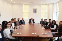 Rektör Prof. Dr. Mustafa Kasım Karahocagil, Eğitim Fakültesi Öğrenci Kalite Elçileriyle Bir Araya Geldi