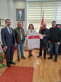 Futbol Antrenörleri Derneği Kırşehir Şubesi Yönetimi Dekanımıza Hayırlı Olsun Ziyaretinde Bulundu