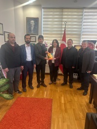 İlahiyat Fakültesi Yönetiminden Dekanımıza Hayırlı Olsun Ziyareti