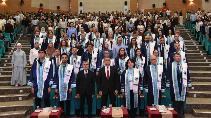 2026 Mezunlarımızı Coşkulu Bir Törenle Uğurladık
